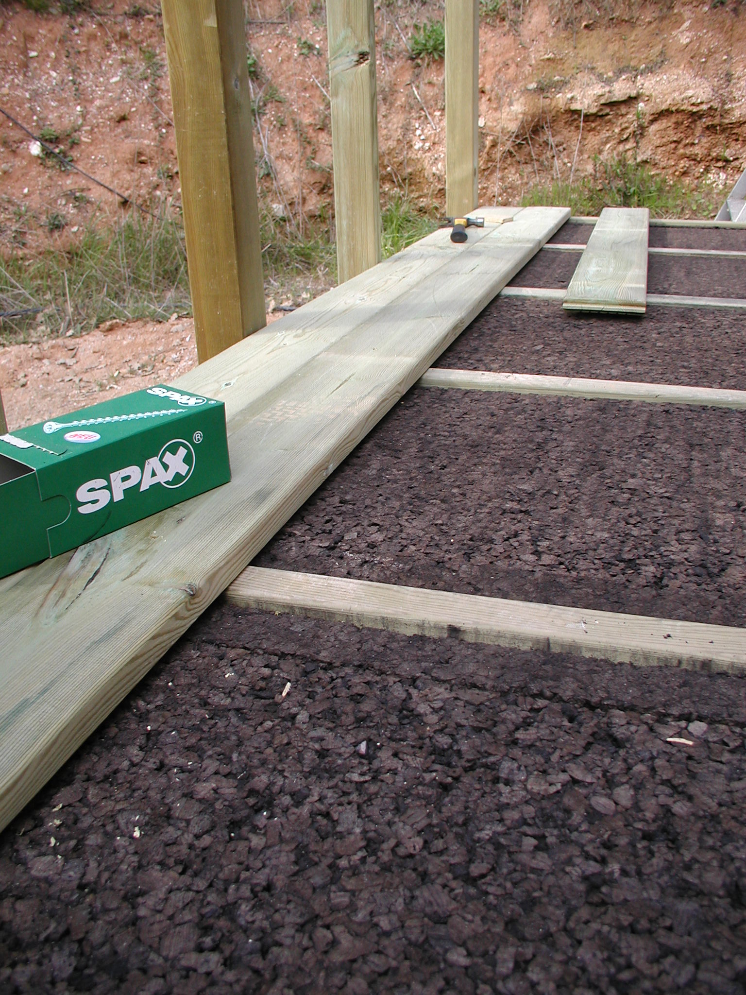 isolation%20sous%20plancher%20en%20panneau%20de%20li%E8ge.jpg